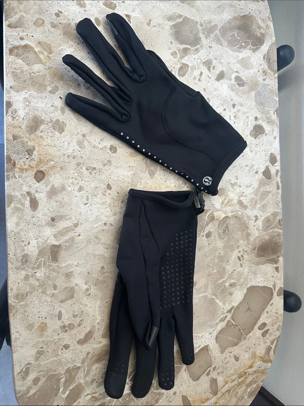lululemon athletica Black Women’s Grip Running Gloves